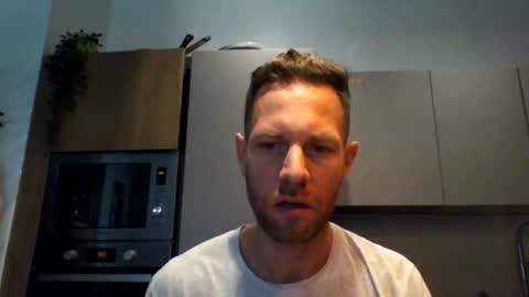 jojo19844 online show from 9, 9, 2025