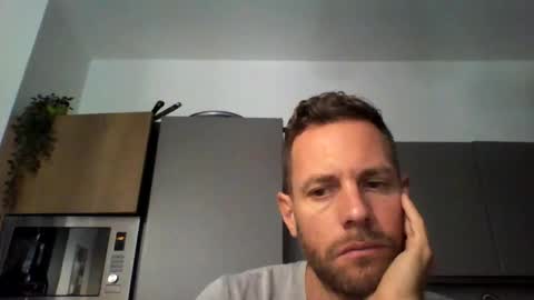 jojo19844 online show from 16, 9, 2025