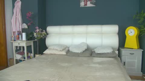 Snapshot of jolicious_ chatting on 4, 5, 2026 Lana online show from 4, 5, 2026