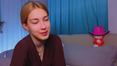 Viola online show from 8, 11, 2025