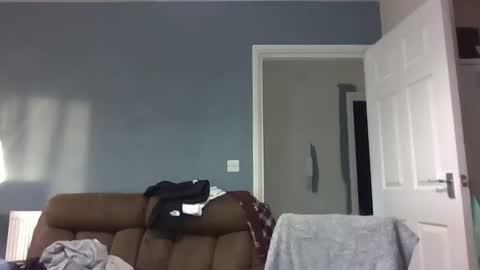 Snapshot of jonlow1 chatting on 3, 3, 2025 jonlow1 online show from 3, 3, 2025