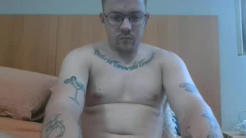 Snapshot of jonoy1995 chatting on 2, 1, 2025 jonoy1995 online show from 2, 1, 2025