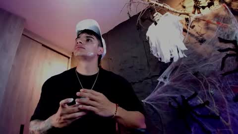 Snapshot of joseph__boy chatting on 23, 10, 2025 JOSEPH online show from 23, 10, 2025