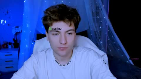 joseph_bear_ online show from 27, 3, 2026