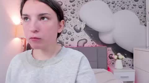 Snapshot of josephinerowe chatting on 17, 4, 2026 Josephine online show from 17, 4, 2026