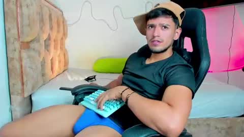 Snapshot of josh_cam99 chatting on 10, 7, 2026 JOSH online show from 10, 7, 2026