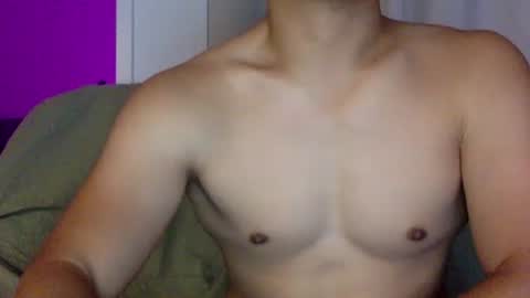 Snapshot of joshasian0713 chatting on 19, 4, 2026 joshasian0713 online show from 19, 4, 2026