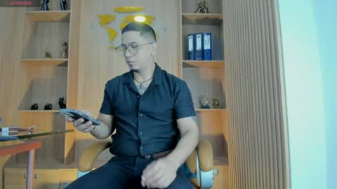 Snapshot of joshmiller___ chatting on 1, 7, 2026 joshmiller___ online show from 1, 7, 2026