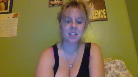 Snapshot of josiecaruso chatting on 9, 11, 2025 Lana Caruso online show from 9, 11, 2025