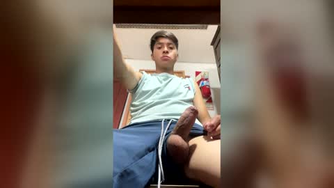 Snapshot of jovenlindo2002 chatting on 1, 4, 2026 Fran online show from 1, 4, 2026