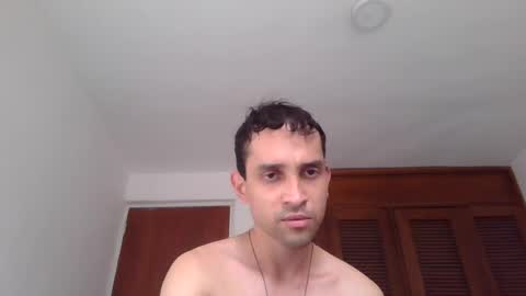 Snapshot of jovenvergonguapo09 chatting on 31, 7, 2026 Van Helsing online show from 31, 7, 2026
