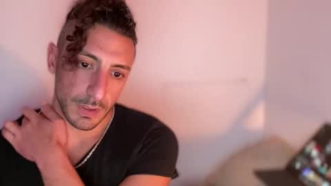 Snapshot of joyfulleyes chatting on 18, 11, 2025 joyfulleyes online show from 18, 11, 2025