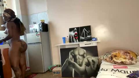 Butterflyass online show from 1, 11, 2025