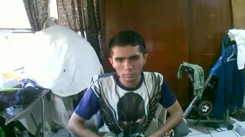 Snapshot of jperezoficcial chatting on 19, 10, 2025 J Prez Official online show from 19, 10, 2025