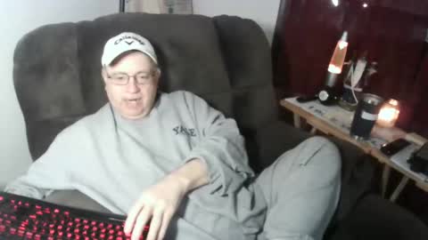 Snapshot of jpmel99 chatting on 7, 12, 2024 jpmel99 online show from 7, 12, 2024