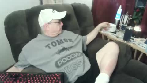 Snapshot of jpmel99 chatting on 5, 1, 2025 jpmel99 online show from 5, 1, 2025