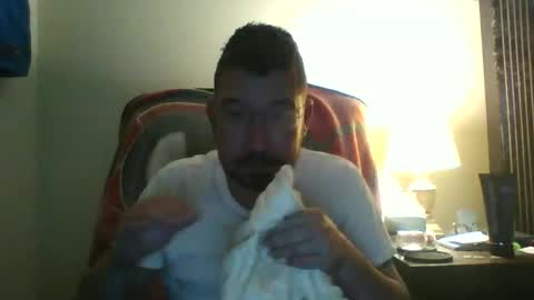 Snapshot of jthom1961880 chatting on 18, 11, 2025 jthom1961880 online show from 18, 11, 2025