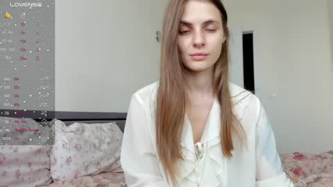 Snapshot of ju_lii chatting on 13, 7, 2026 Julia and Julia online show from 13, 7, 2026