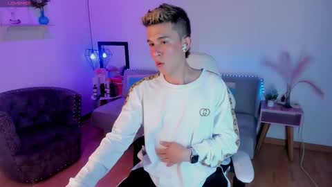 Juandii online show from 12, 2, 2026