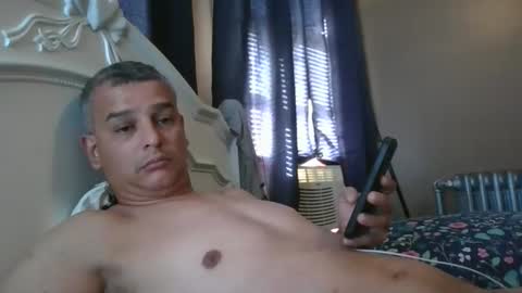 juan10963091 online show from 22, 10, 2025