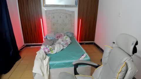 Snapshot of juan_and_luke chatting on 22, 2, 2026 juan_and_luke online show from 22, 2, 2026