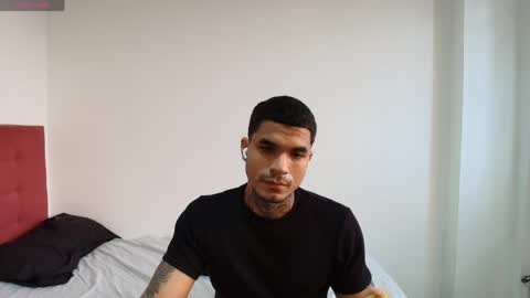Snapshot of juan_gomez_1 chatting on 18, 4, 2026 juan_gomez_1 online show from 18, 4, 2026