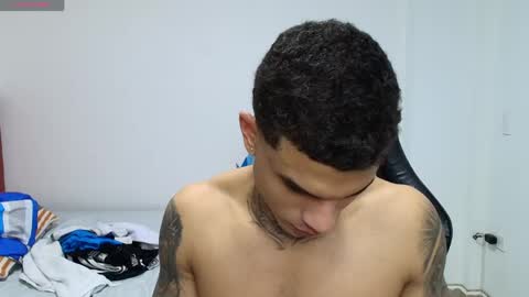 Snapshot of juan_gomez_1 chatting on 19, 5, 2026 juan_gomez_1 online show from 19, 5, 2026