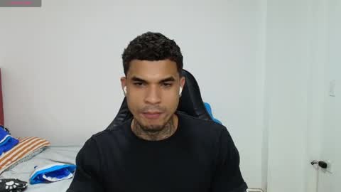 Snapshot of juan_gomez_1 chatting on 28, 5, 2026 juan_gomez_1 online show from 28, 5, 2026