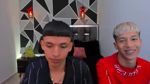Snapshot of juan_nd_steven chatting on 30, 4, 2026 JuanSteven online show from 30, 4, 2026