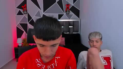 Snapshot of juan_nd_steven chatting on 3, 5, 2026 JuanSteven online show from 3, 5, 2026