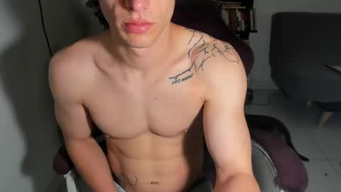 Snapshot of juanisimo_ chatting on 2, 5, 2026 JUANISIMO online show from 2, 5, 2026