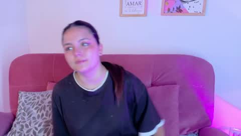Snapshot of juanita_owens chatting on 21, 4, 2026 juanita_owens online show from 21, 4, 2026