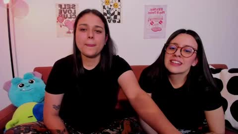 juanitaaa_ online show from 11, 5, 2026