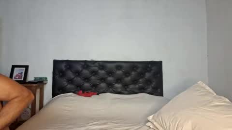 Snapshot of juanyroo chatting on 9, 3, 2025 juanyroo online show from 9, 3, 2025