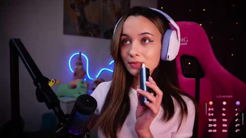 Angelina online show from 18, 2, 2025