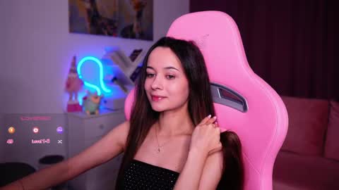 Angelina online show from 13, 4, 2026