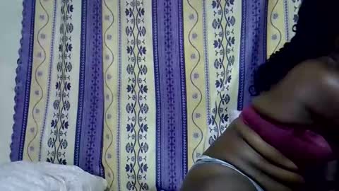 Snapshot of juicy_ass10 chatting on 6, 6, 2026 juicy_ass10 online show from 6, 6, 2026