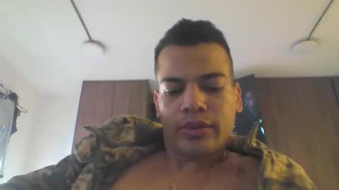 Snapshot of juicy_boy22 chatting on 20, 4, 2026 Miguel online show from 20, 4, 2026