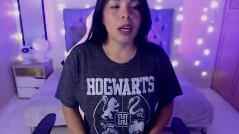 Snapshot of juicy_butt26 chatting on 4, 8, 2026 carolina online show from 4, 8, 2026
