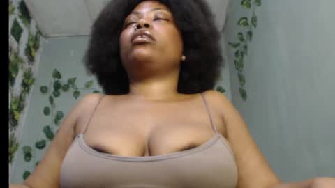 Snapshot of juicy_gold22 chatting on 16, 2, 2025 Mariagold online show from 16, 2, 2025
