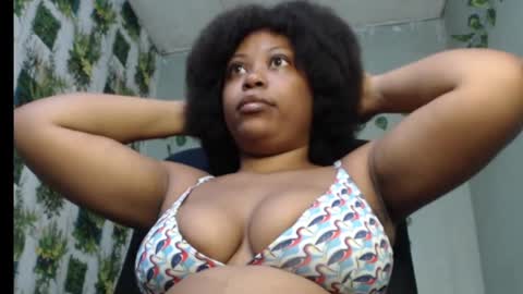 Snapshot of juicy_gold22 chatting on 19, 2, 2025 Mariagold online show from 19, 2, 2025