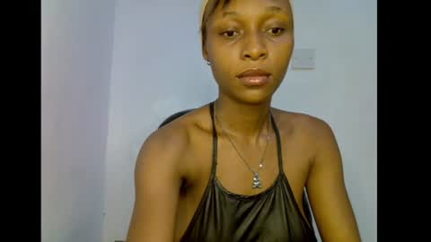 Snapshot of juicy_pinkpussy564197 chatting on 9, 7, 2026 olivia online show from 9, 7, 2026
