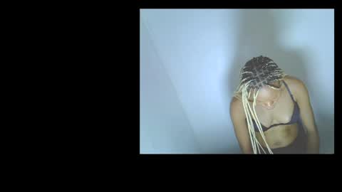 Snapshot of juicy_slut0 chatting on 18, 5, 2026 Champaign online show from 18, 5, 2026