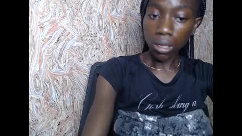 Snapshot of juicyberryx chatting on 24, 1, 2025 queen online show from 24, 1, 2025