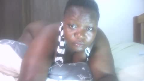 Snapshot of juicybooty_001 chatting on 17, 1, 2025 Sweetass online show from 17, 1, 2025