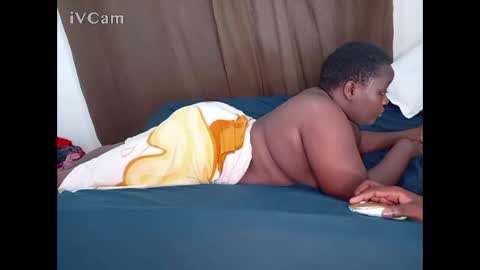 Snapshot of juicybooty_001 chatting on 24, 2, 2025 Sweetass online show from 24, 2, 2025