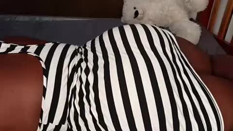 Snapshot of juicybooty_001 chatting on 4, 10, 2025 Sweetass online show from 4, 10, 2025