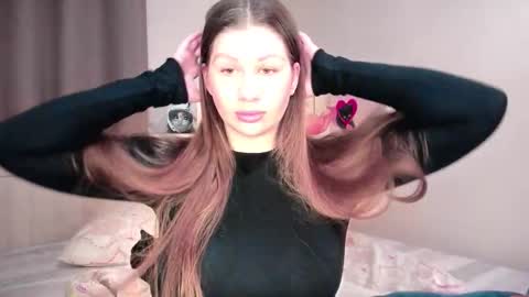 Elena online show from 9, 2, 2026