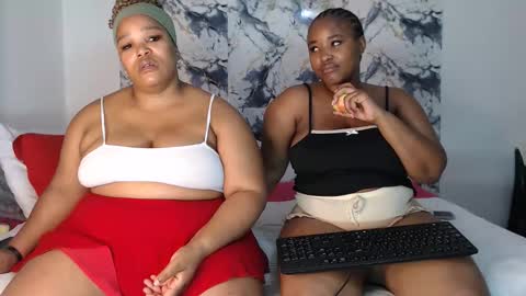 juicyjasminx online show from 2, 6, 2026