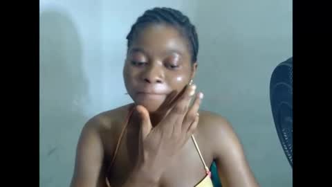 juicynpinkx online show from 8, 4, 2026